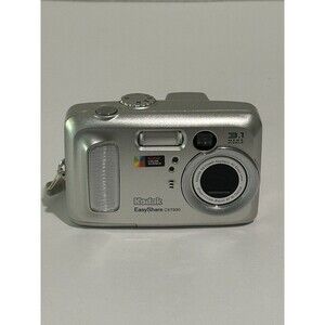 Kodak Easyshare CX7330 Digital Camera 3.1 Megapixels AS IS For Parts Only